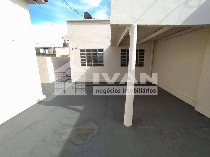 Foto 2 de Casa com 3 Quartos para alugar, 70m² em Martins, Uberlândia