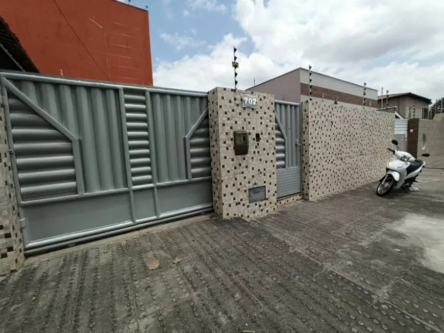 Foto 1 de Casa com 3 Quartos à venda, 120m² em Santa Mônica, Feira de Santana