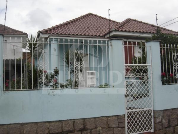 Foto 1 de Casa com 4 Quartos à venda, 170m² em Medianeira, Porto Alegre