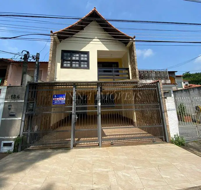 Foto 1 de Casa com 4 Quartos para alugar, 150m² em Parque das Ilhas, Volta Redonda