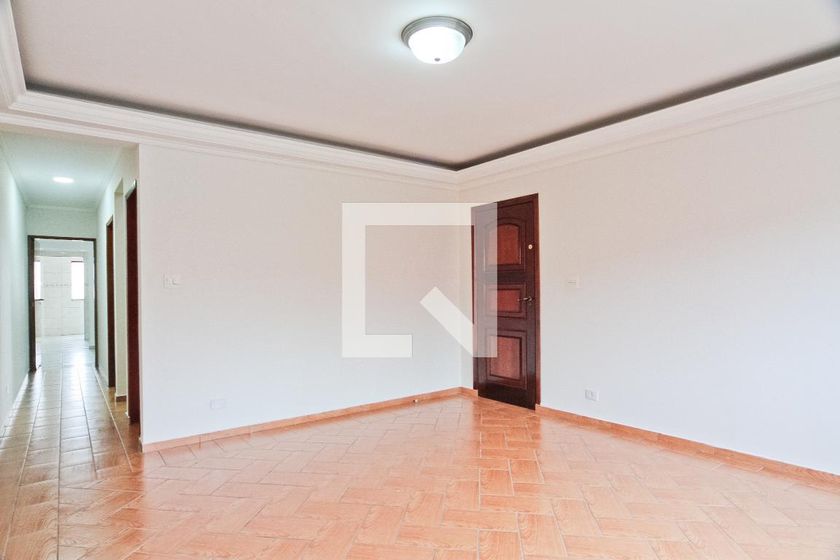 Foto 3 de Casa com 4 Quartos para alugar, 300m² em Piqueri, São Paulo