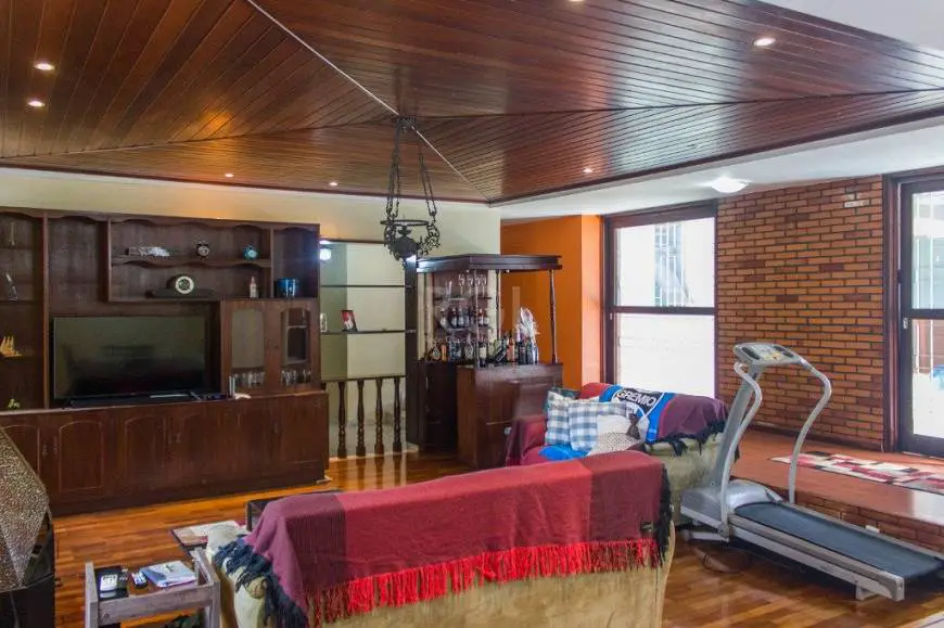 Foto 4 de Casa com 4 Quartos à venda, 663m² em Sarandi, Porto Alegre