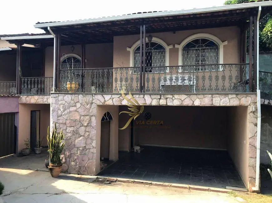 Foto 1 de Casa com 5 Quartos à venda, 564m² em São João Batista, Belo Horizonte