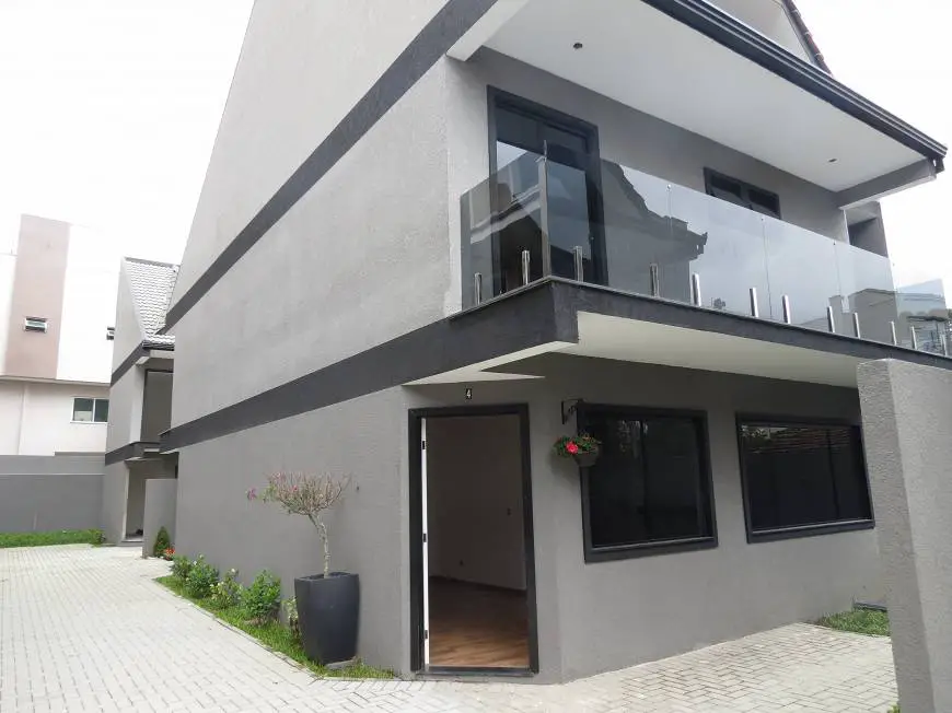 Foto 1 de Casa de Condomínio com 2 Quartos à venda, 133m² em São Lourenço, Curitiba