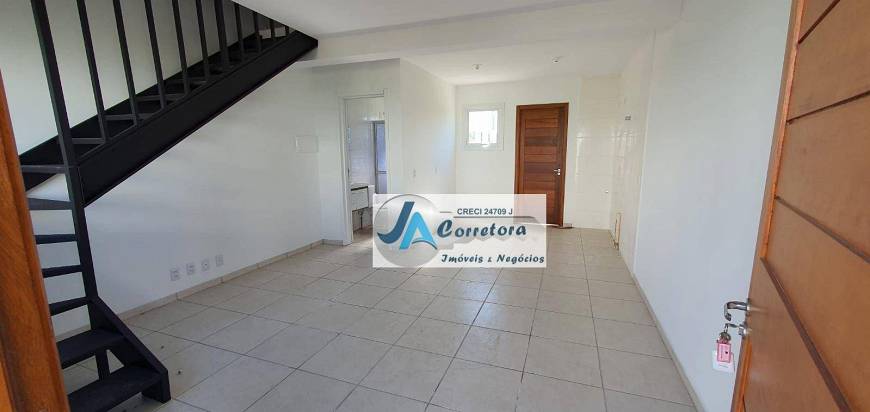 Foto 1 de Casa de Condomínio com 3 Quartos à venda, 65m² em Estação Portão, Portão