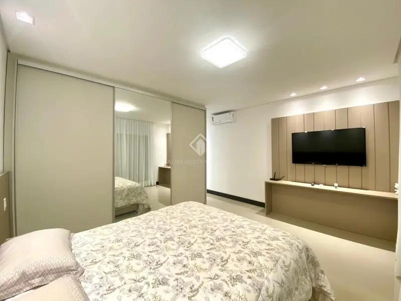 Foto 2 de Casa de Condomínio com 4 Quartos à venda, 200m² em Centro, Capão da Canoa