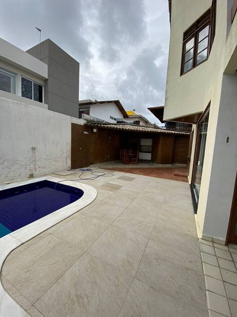 Foto 1 de Casa de Condomínio com 4 Quartos à venda, 400m² em Jardim Petrópolis, Maceió