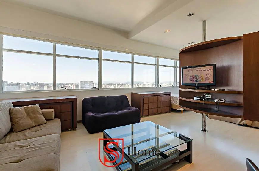 Foto 1 de Flat com 1 Quarto para alugar, 65m² em Centro, Curitiba