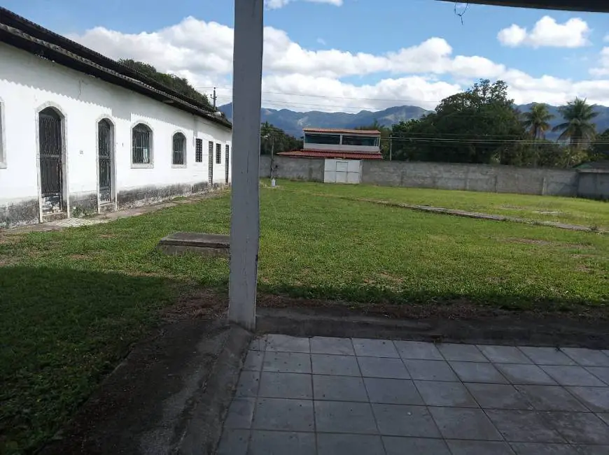 Foto 1 de Lote/Terreno para alugar em Santa Cândida, Itaguaí