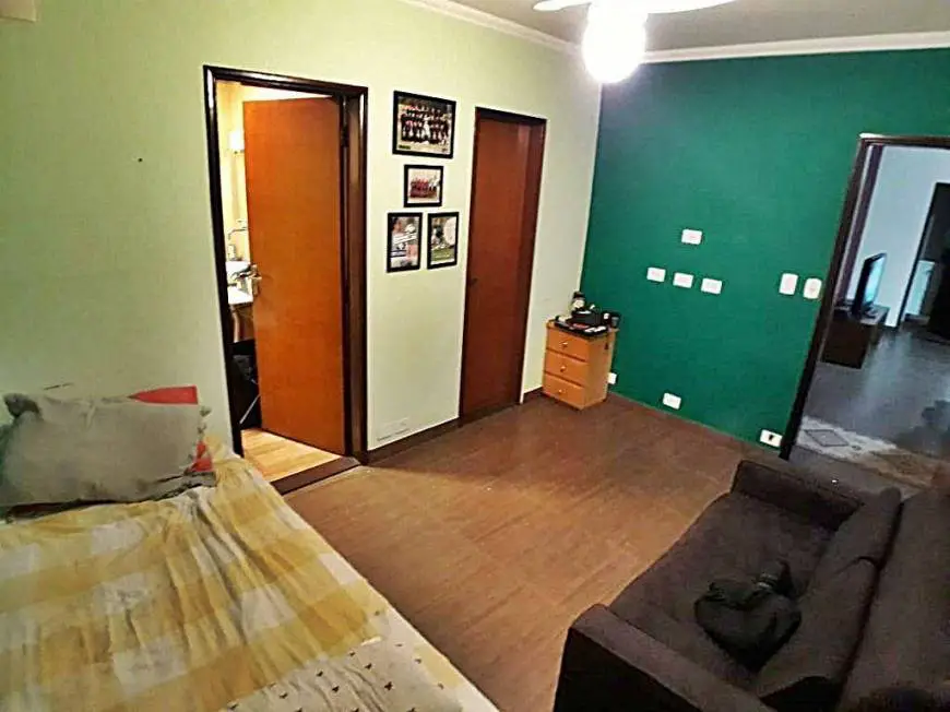 Foto 3 de Sobrado com 3 Quartos à venda, 250m² em Vila Mazzei, São Paulo