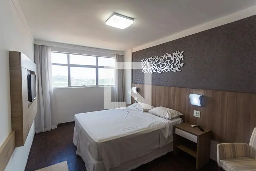 Foto 1 de Apartamento com 1 Quarto para alugar, 28m² em Indaiá, Belo Horizonte