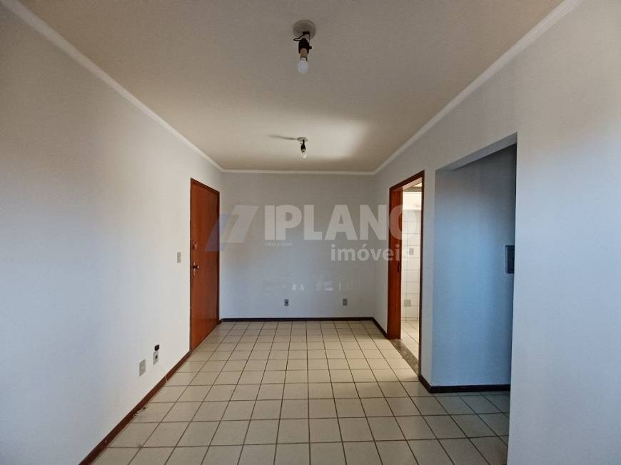 Foto 2 de Apartamento com 1 Quarto para alugar, 260m² em Jardim Santa Paula, São Carlos