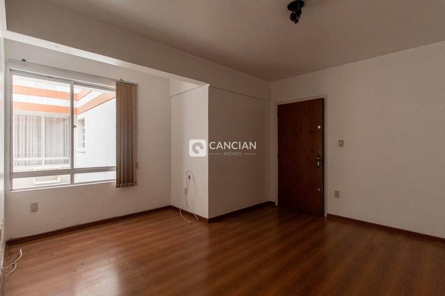 Foto 1 de Apartamento com 1 Quarto à venda, 52m² em Nossa Senhora das Dores, Santa Maria