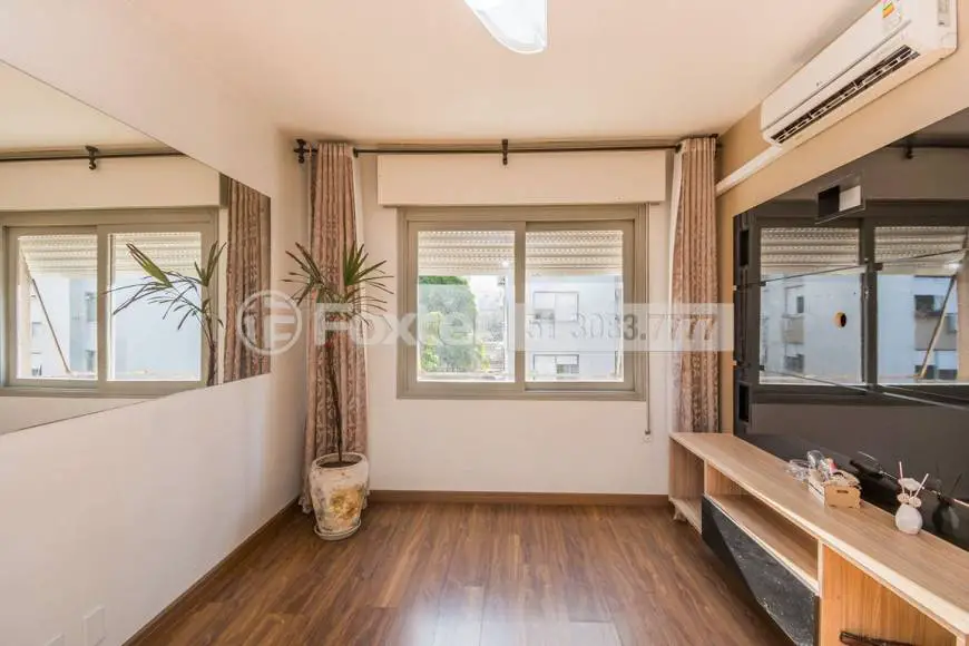 Foto 5 de Apartamento com 1 Quarto à venda, 44m² em Santana, Porto Alegre