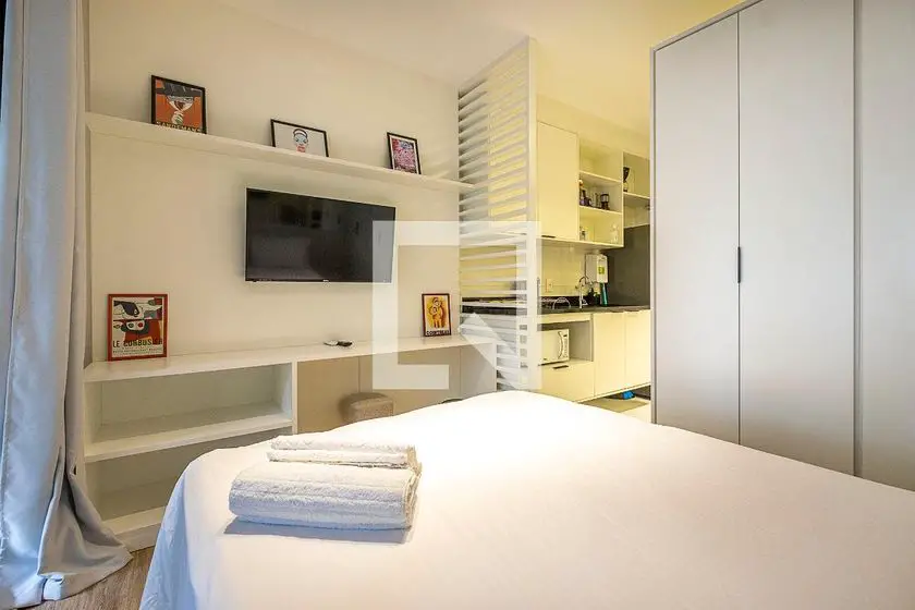 Foto 3 de Apartamento com 1 Quarto para alugar, 30m² em Vila Madalena, São Paulo