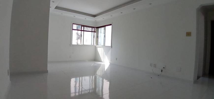 Foto 1 de Apartamento com 2 Quartos à venda, 106m² em Boqueirão, Santos