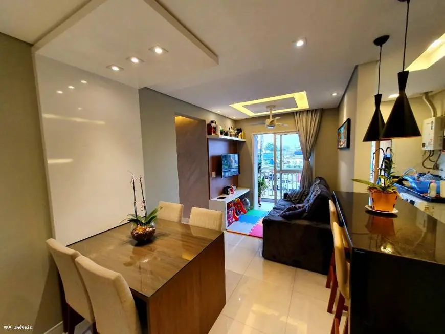 Foto 1 de Apartamento com 2 Quartos à venda, 51m² em Capão Raso, Curitiba