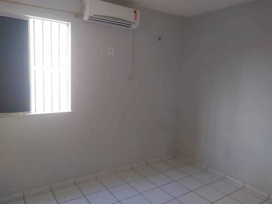 Foto 2 de Apartamento com 2 Quartos para alugar, 46m² em Loteamento Jardim Turu, São José de Ribamar