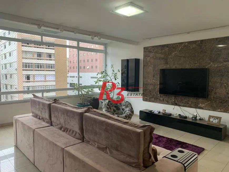 Foto 1 de Apartamento com 3 Quartos para alugar, 150m² em Gonzaga, Santos