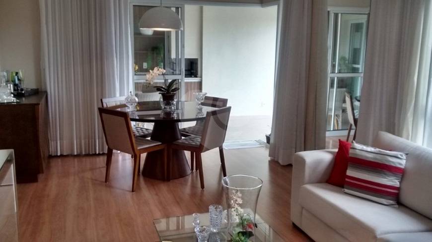Foto 4 de Apartamento com 3 Quartos à venda, 148m² em Jardim Madalena, Campinas