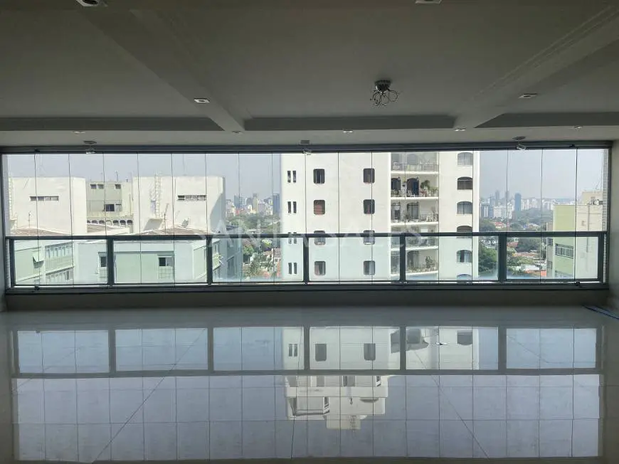 Foto 1 de Apartamento com 3 Quartos à venda, 200m² em Jardim Paulista, São Paulo