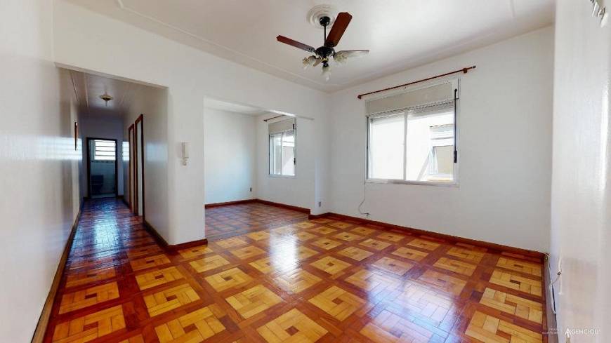 Foto 1 de Apartamento com 3 Quartos à venda, 101m² em Medianeira, Porto Alegre