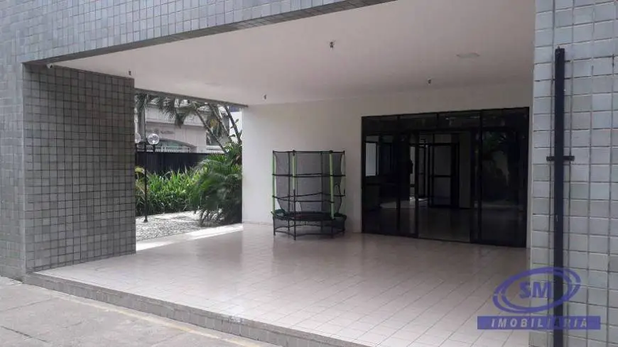Foto 3 de Apartamento com 3 Quartos para alugar, 150m² em Meireles, Fortaleza