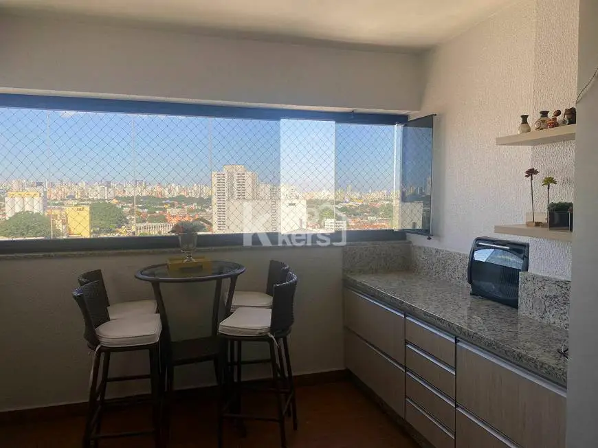 Foto 1 de Apartamento com 3 Quartos à venda, 76m² em Setor Negrão de Lima, Goiânia