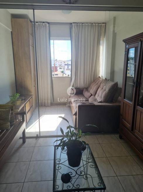 Foto 1 de Apartamento com 3 Quartos para alugar, 90m² em União, Belo Horizonte