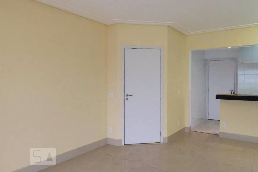 Foto 2 de Apartamento com 3 Quartos à venda, 85m² em Vila das Mercês, São Paulo