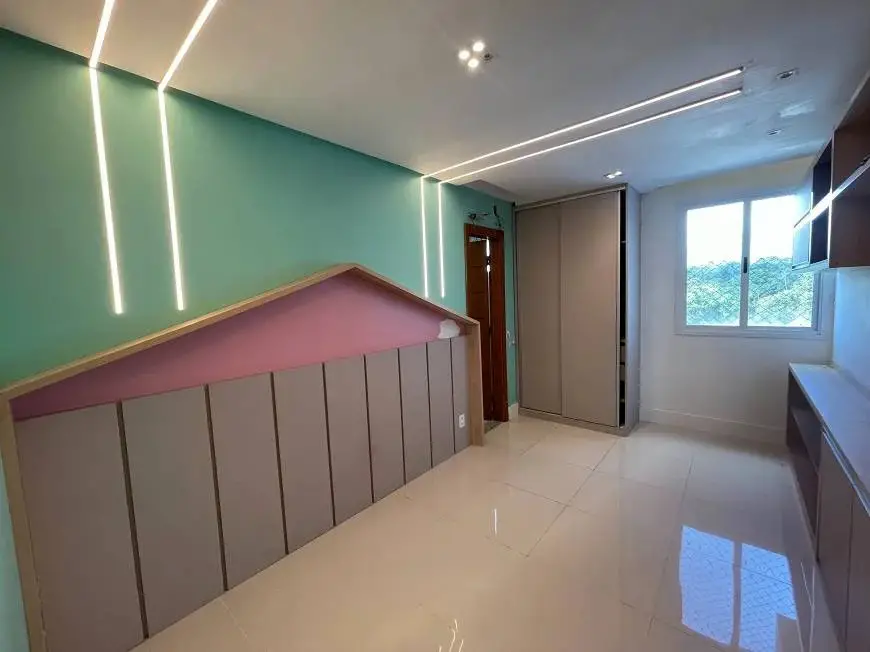 Foto 1 de Apartamento com 4 Quartos para alugar, 180m² em Compensa, Manaus