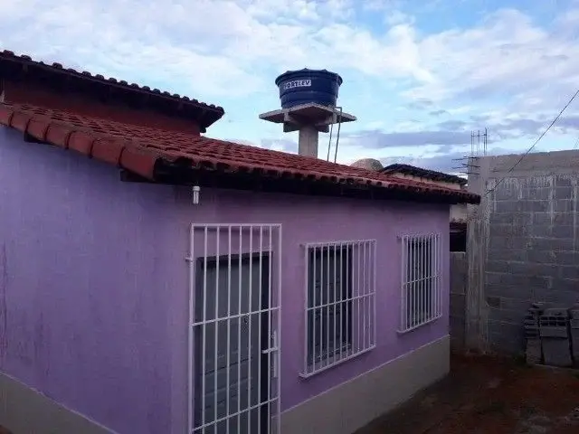 Foto 2 de Casa com 2 Quartos à venda, 150m² em Praia da Costa, Vila Velha
