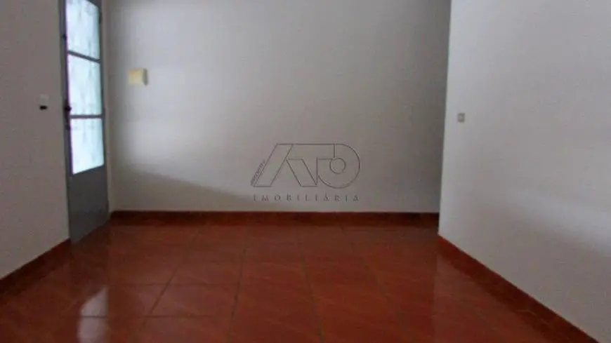 Foto 1 de Casa com 2 Quartos para alugar, 72m² em Vila Monteiro, Piracicaba