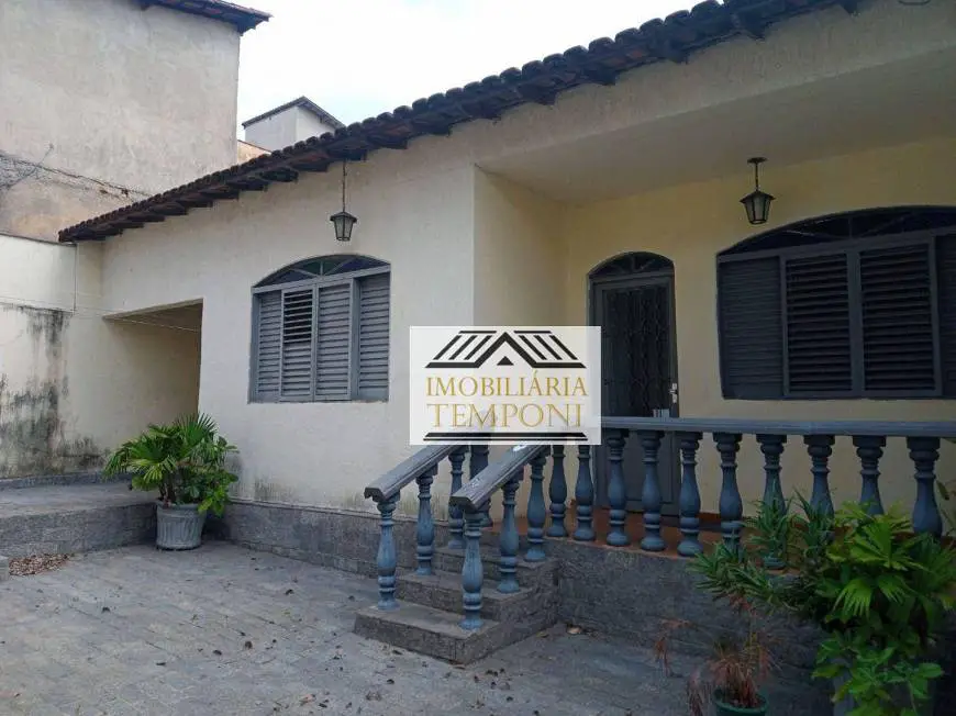Foto 2 de Casa com 3 Quartos para venda ou aluguel, 140m² em Campo Alegre, Belo Horizonte