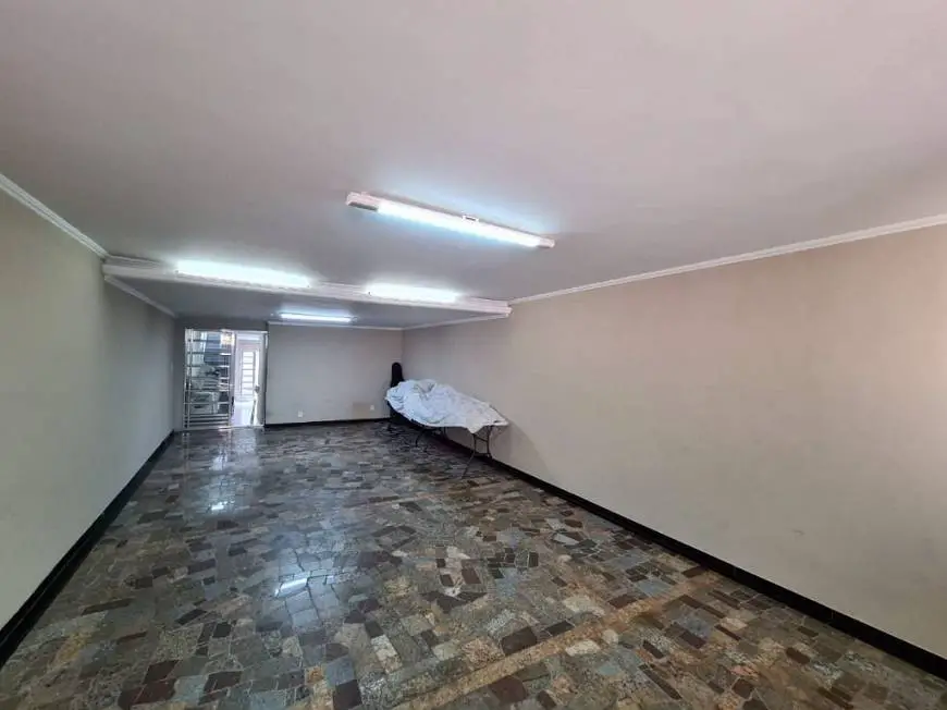Foto 1 de Casa com 3 Quartos para alugar, 294m² em Vila Regente Feijó, São Paulo