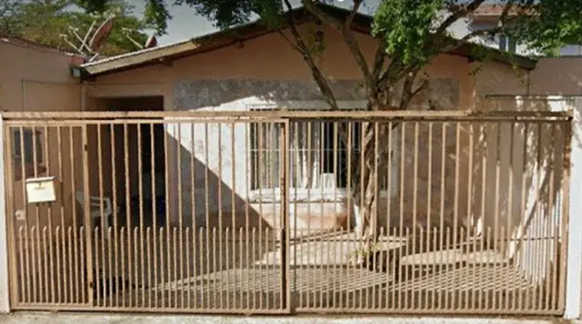 Foto 1 de Casa com 3 Quartos à venda, 200m² em Vila Tatetuba, São José dos Campos