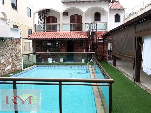Foto 1 de Casa com 4 Quartos à venda, 400m² em Encantado, Rio de Janeiro