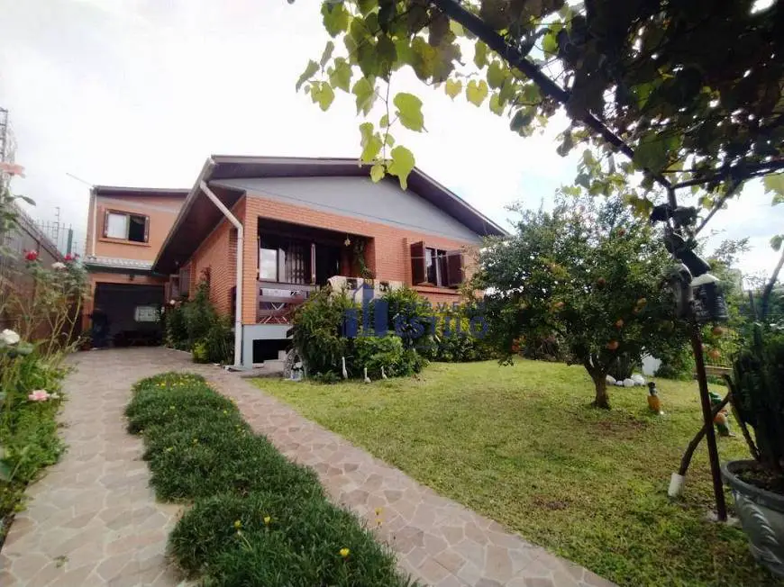 Foto 1 de Casa com 5 Quartos à venda, 179m² em Charqueadas, Caxias do Sul