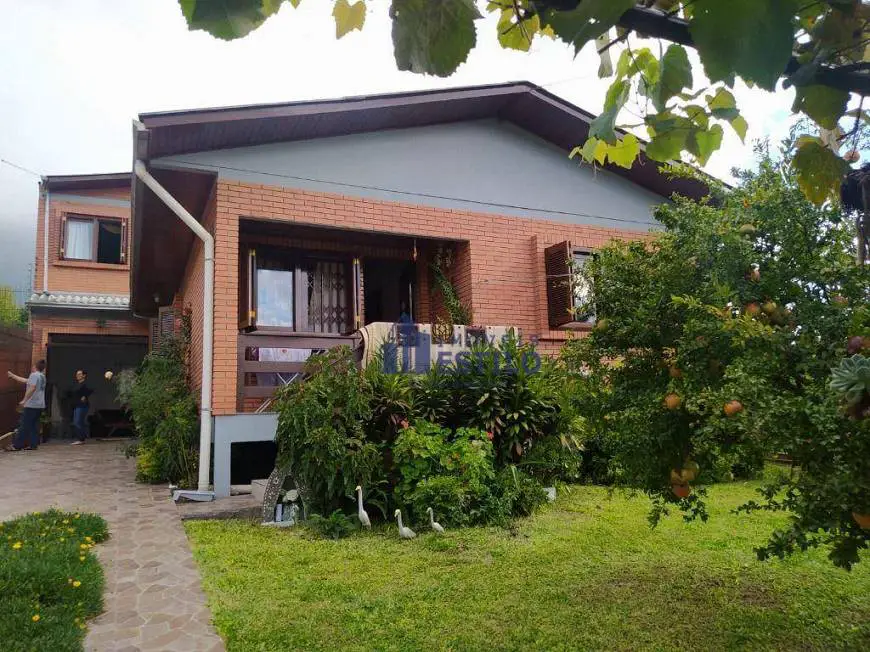 Foto 3 de Casa com 5 Quartos à venda, 179m² em Charqueadas, Caxias do Sul