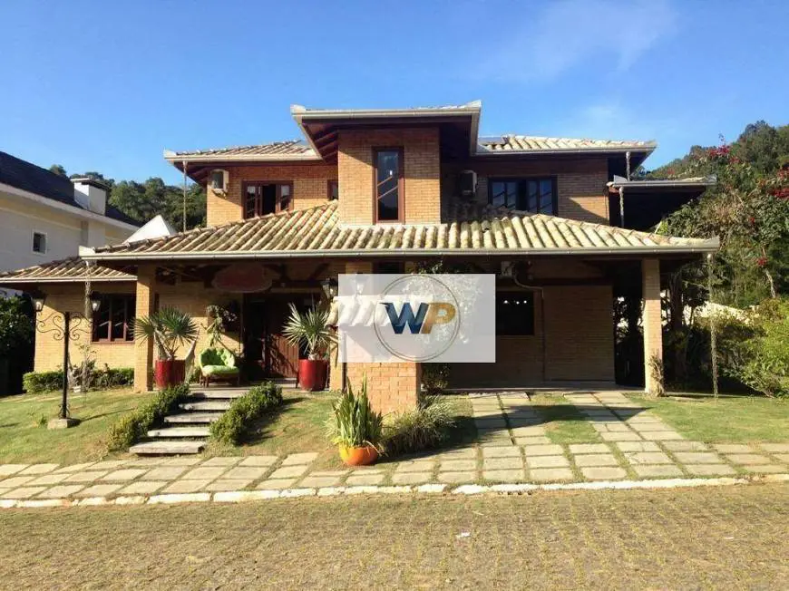 Foto 3 de Casa de Condomínio com 3 Quartos para alugar, 250m² em Ariribá, Balneário Camboriú