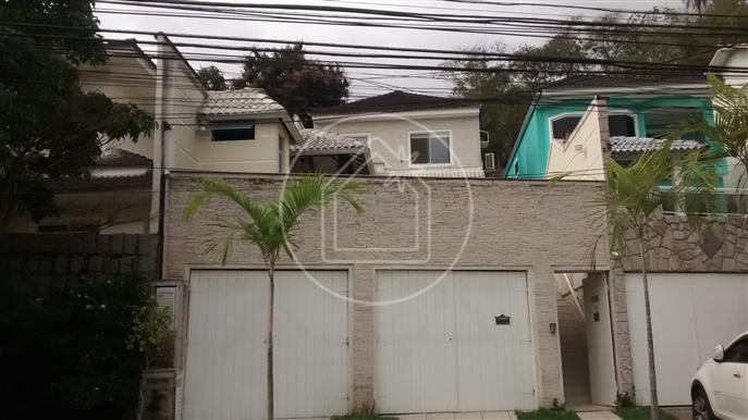 Foto 1 de Casa de Condomínio com 4 Quartos à venda, 215m² em Anil, Rio de Janeiro