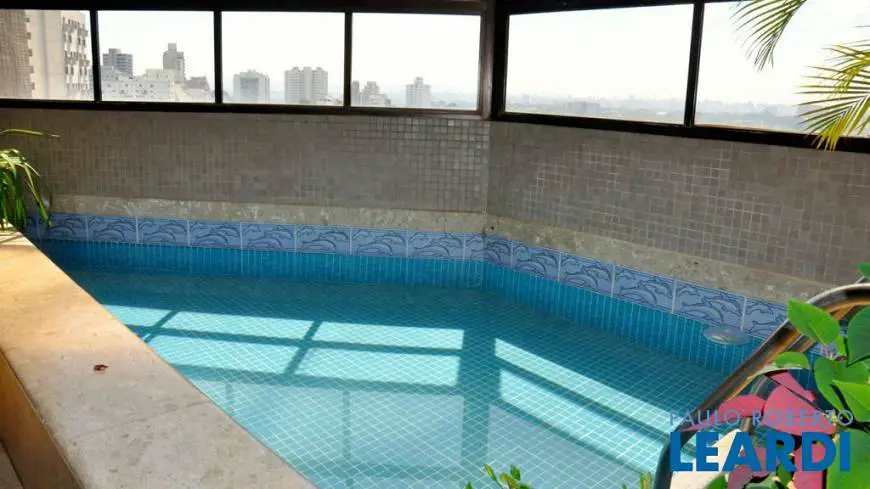 Foto 1 de Cobertura com 4 Quartos à venda, 220m² em Morumbi, São Paulo