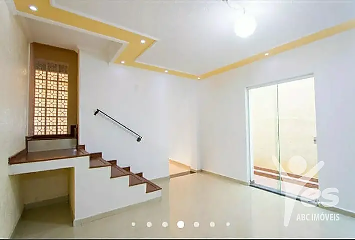 Foto 1 de Sobrado com 2 Quartos à venda, 70m² em Vila Alzira, Santo André