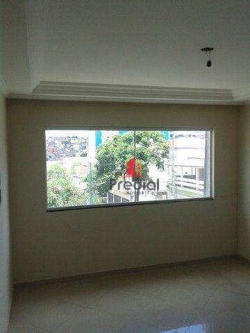 Foto 1 de Sobrado com 3 Quartos para alugar, 190m² em Vila Curuçá, Santo André