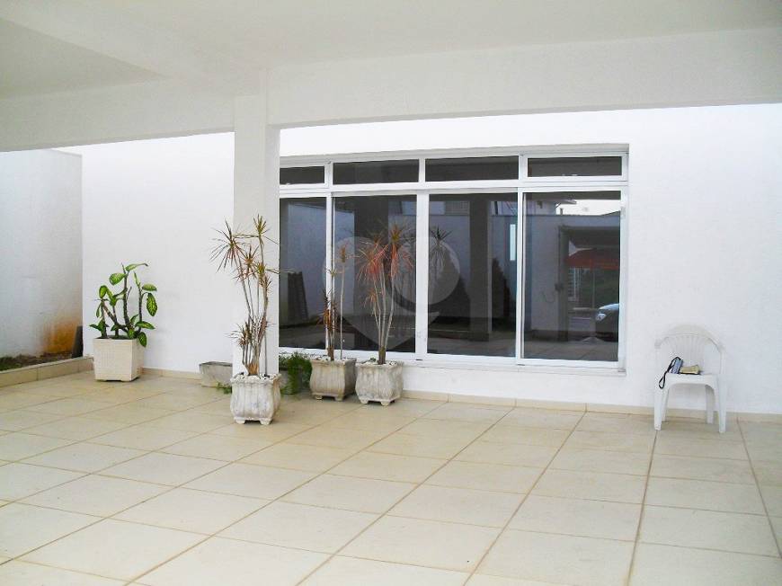 Foto 1 de Sobrado com 4 Quartos para venda ou aluguel, 350m² em Brooklin, São Paulo