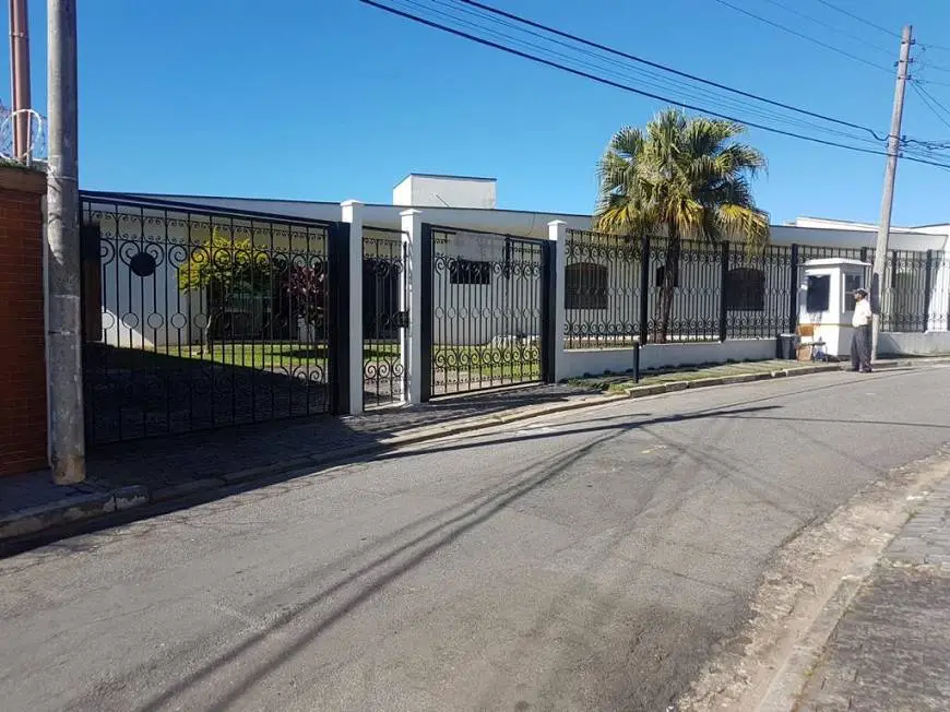 Foto 1 de Sobrado com 4 Quartos à venda, 700m² em Vila Rosalia, Guarulhos