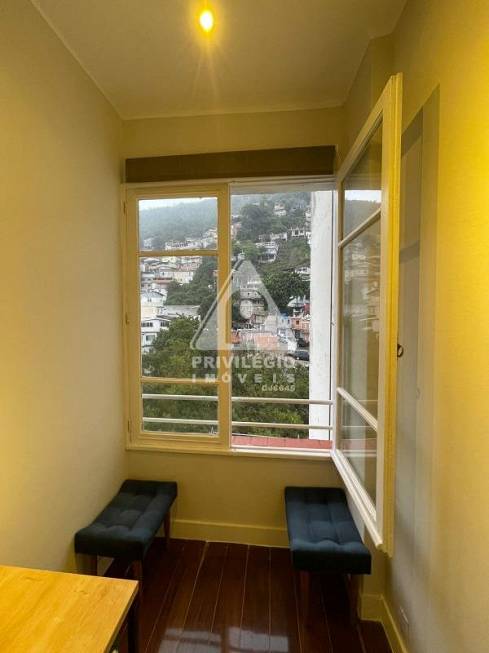Foto 5 de Apartamento com 1 Quarto à venda, 45m² em Leme, Rio de Janeiro