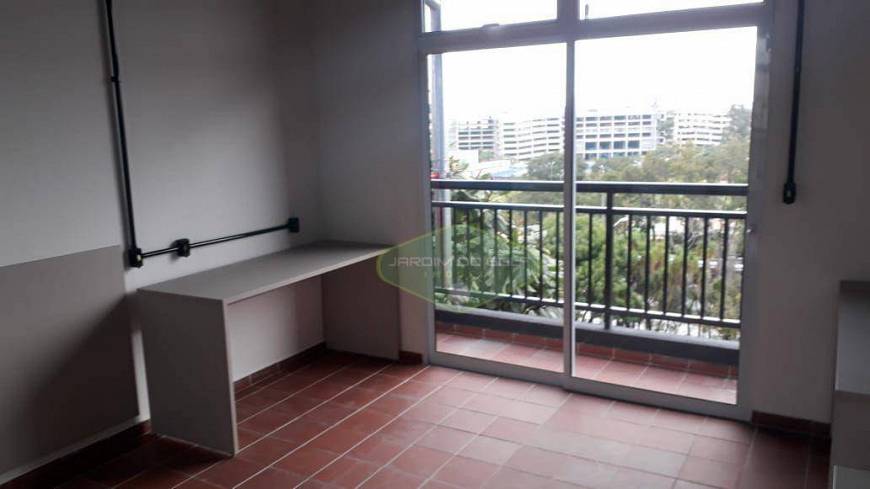Foto 3 de Apartamento com 1 Quarto para alugar, 31m² em Santo Amaro, São Paulo