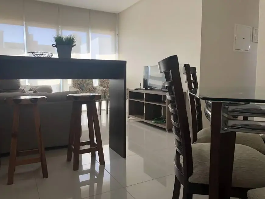 Foto 2 de Apartamento com 2 Quartos para alugar, 10m² em Nacoes, Balneário Camboriú