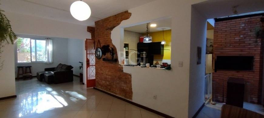 Foto 1 de Apartamento com 2 Quartos à venda, 105m² em Navegantes, Porto Alegre